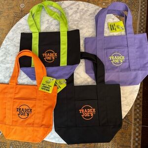 Trader Joe's Trick or Treat mini tote bags - set of 4 - new with tags